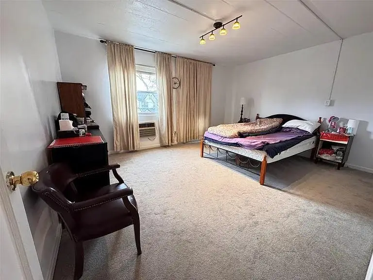 8922 Moline Street, Queens Village, NY 11428 - Image #3