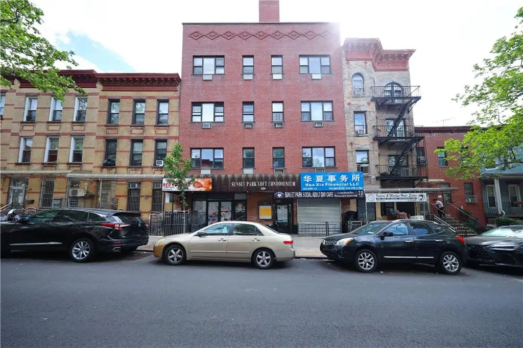462 52nd Street #2D, Brooklyn, NY 11220 - Image #1