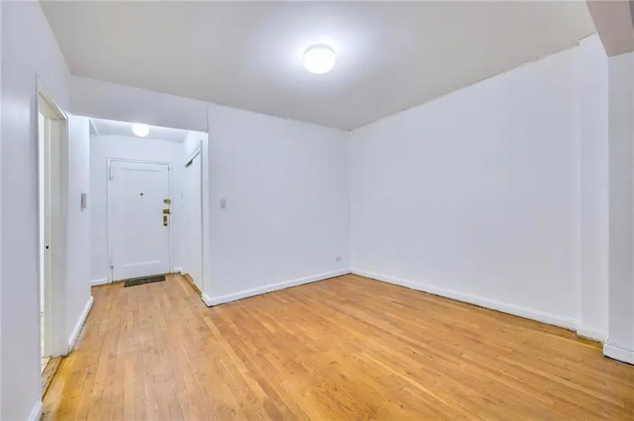 100 Ocean Parkway #4K, Brooklyn, NY 11218 - Image #2