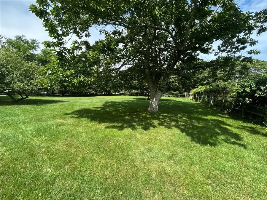 5770 Bergen Avenue, Mattituck, NY 11952 - #3