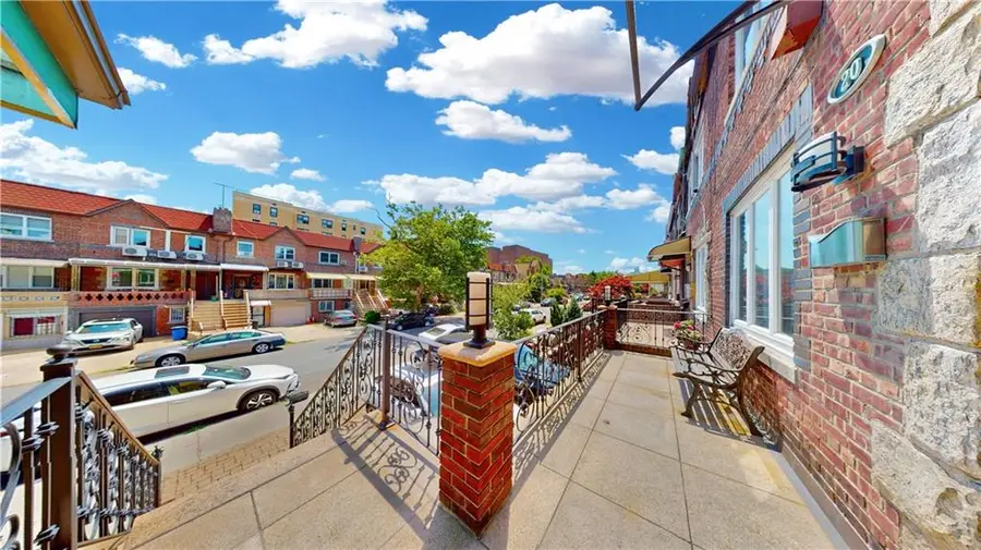 20 Corbin Place, Brooklyn, NY 11235 - Image #3