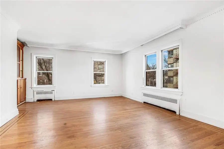 8301 4th Avenue, Brooklyn, NY 11209 - Image #2