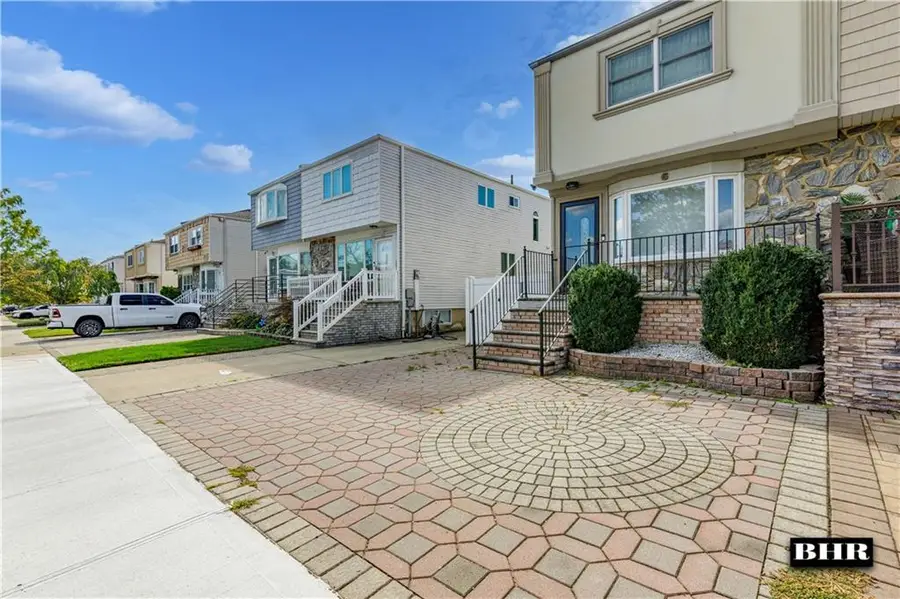 6 Mulberry Avenue, Staten Island, NY 10314 - Image #2