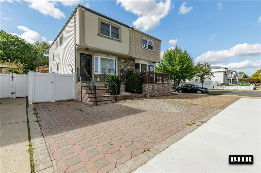 6 Mulberry Avenue, Staten Island, NY 10314 - Image #3