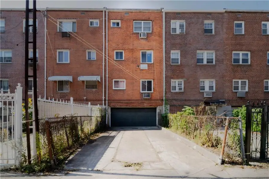 565 East 81st Street, Brooklyn, NY 11236 - #3