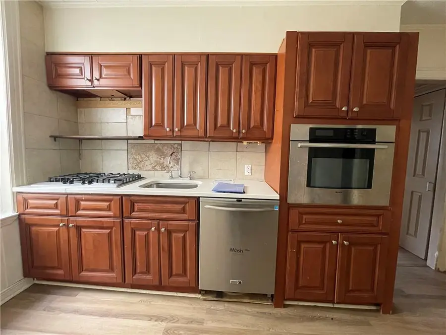 81 Bay 7th Street, Brooklyn, NY 11228 - Image #3