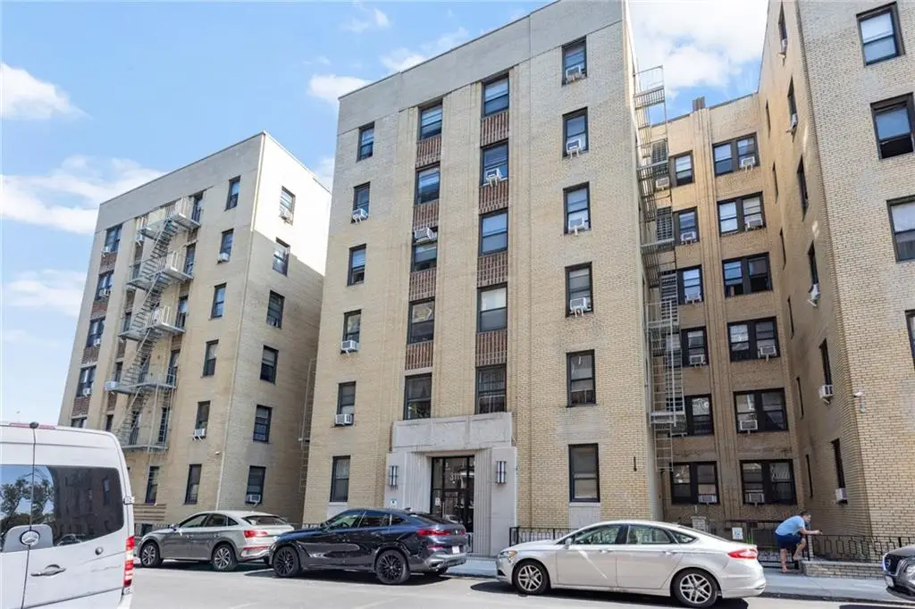 3111 Brighton 1st Place #6I, Brooklyn, NY 11235 - Image #1