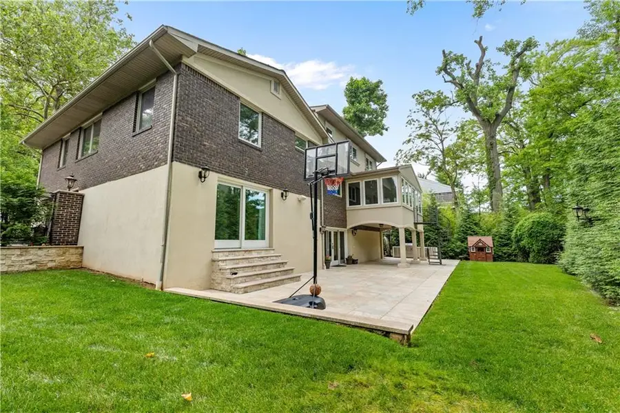 14 Merrick Avenue, Staten Island, NY 10301 - Image #3