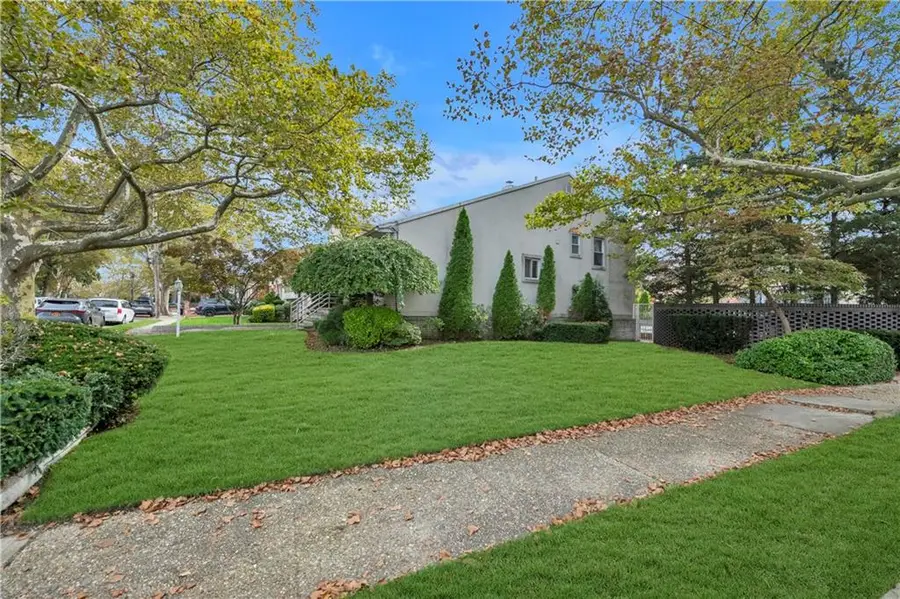 389 Mayfair Drive, Brooklyn, NY 11234 - Image #3