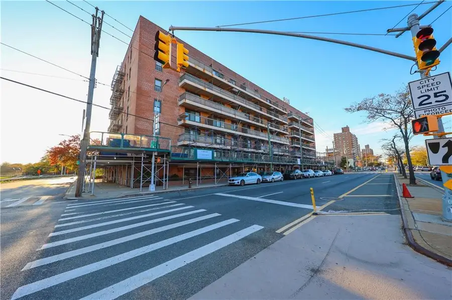 2121 Shore Parkway #5C, Brooklyn, NY 11214 - Image #2