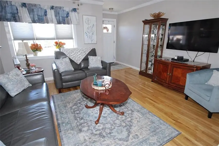 449 Pompey Avenue, Staten Island, NY 10312 - Image #3