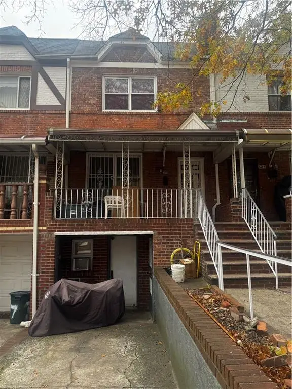 319 East 59th Street, Brooklyn, NY 11236 - Image #2