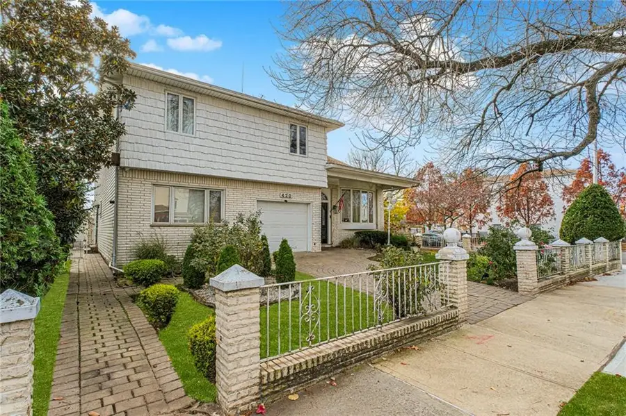 420 Stobe Avenue, Staten Island, NY 10306 - Image #3