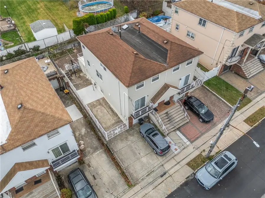 306 Hylan Boulevard, Staten Island, NY 10305 - Image #3