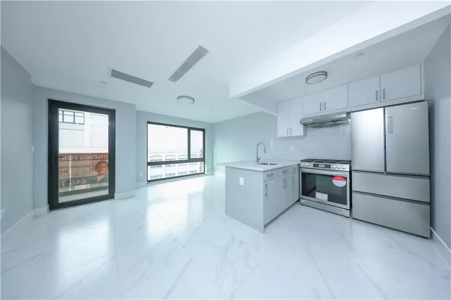 643 5th Avenue #3B, Brooklyn, NY 11215 - Image #2