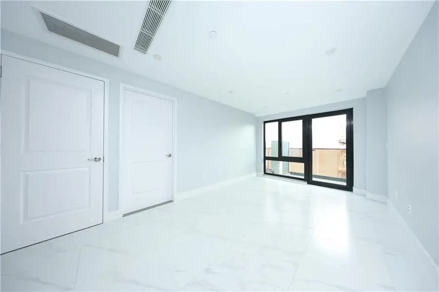 643 5th Avenue #4D, Brooklyn, NY 11215 - Image #3