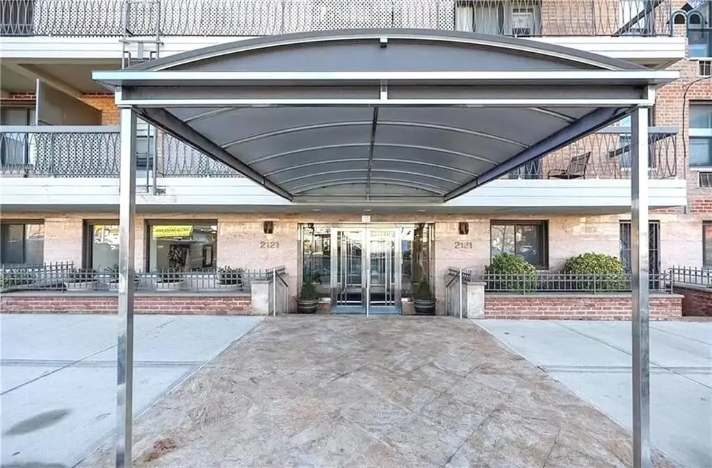 2121 Shore Parkway #7M, Brooklyn, NY 11214 - Image #1