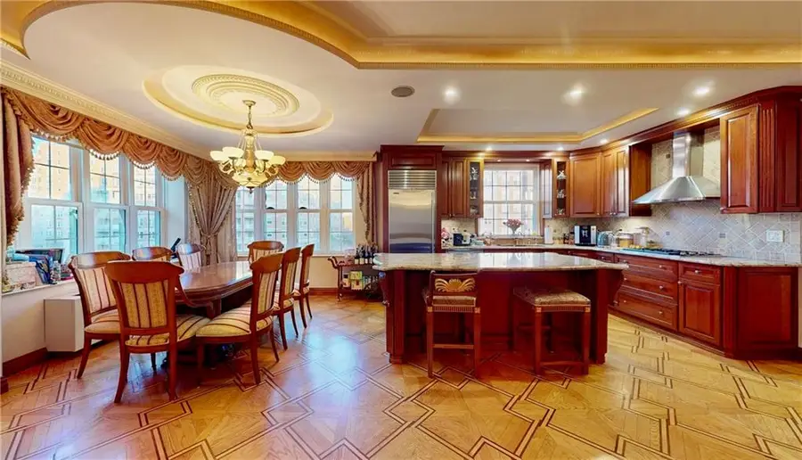 120 Oceana Drive West #4B, Brooklyn, NY 11235 - Image #3