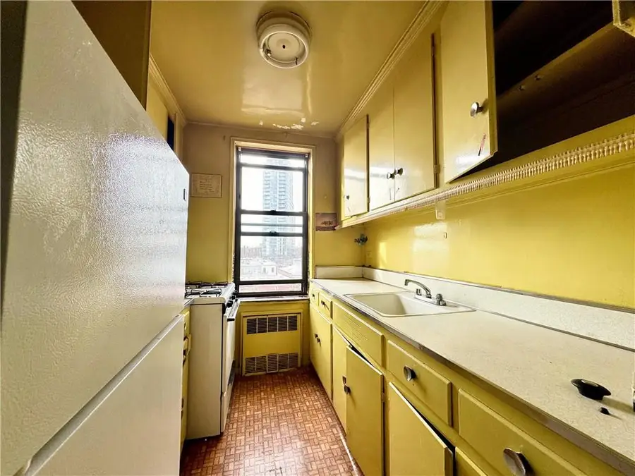 2680 East 19th Street #5D, Brooklyn, NY 11235 - Image #3