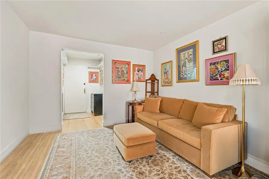 9511 Shore Road #205, Brooklyn, NY 11209 - Image #3