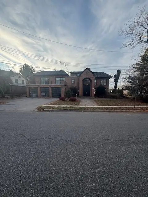 124 Bertha Place, Staten Island, NY 10301 - Image #3