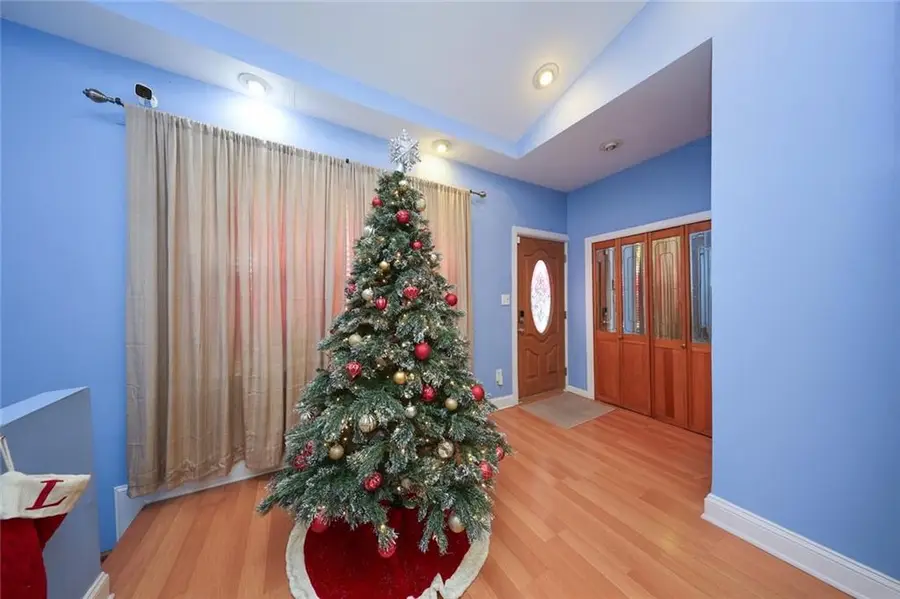 176 Avenue V, Brooklyn, NY 11223 - Image #3