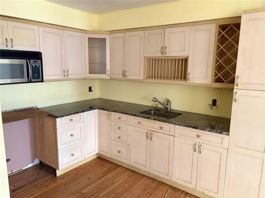 3018 Neptune Avenue, Brooklyn, NY 11224 - Image #2