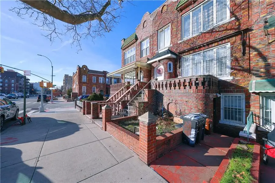 251 Avenue P, Brooklyn, NY 11204 - Image #2