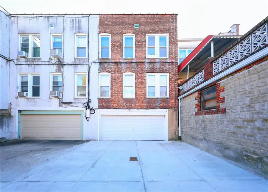 251 Avenue P, Brooklyn, NY 11204 - Image #3