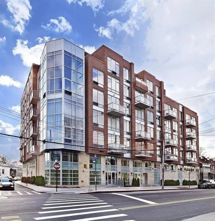 110 Neptune Avenue #3H, Brooklyn, NY 11235 - Image #1