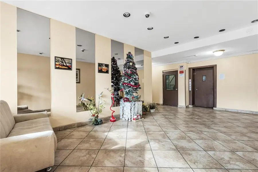 2600 East 21st Street #7C, Brooklyn, NY 11235 - Image #2