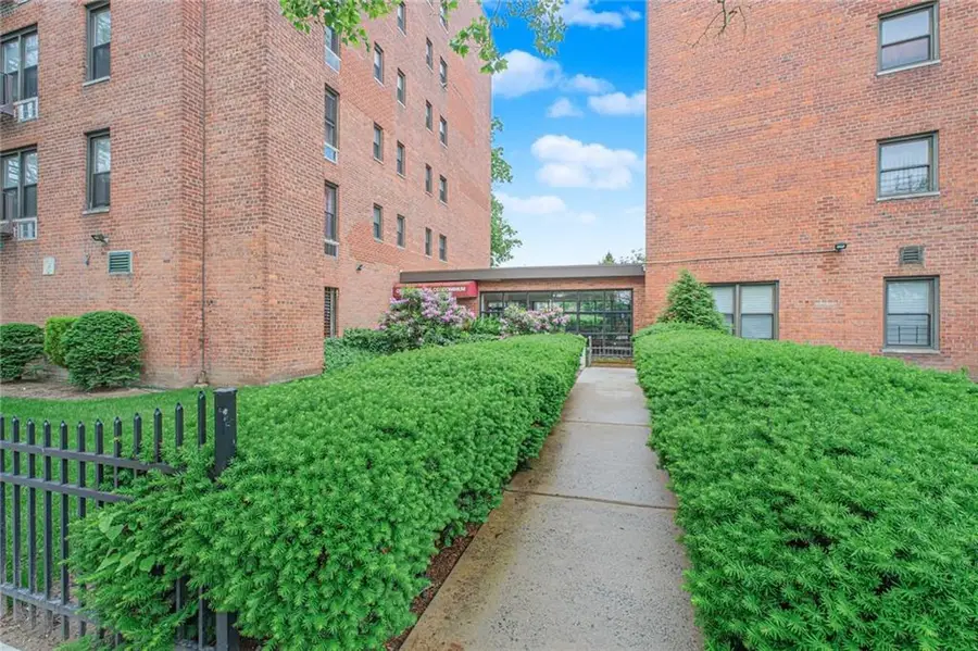 100 Colfax Avenue #7B, Staten Island, NY 10306 - Image #2