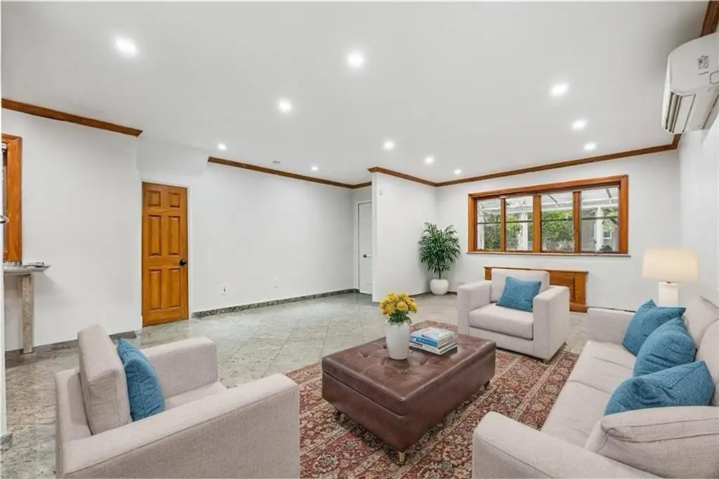 2908 Avenue X, Brooklyn, NY 11235 - Image #1