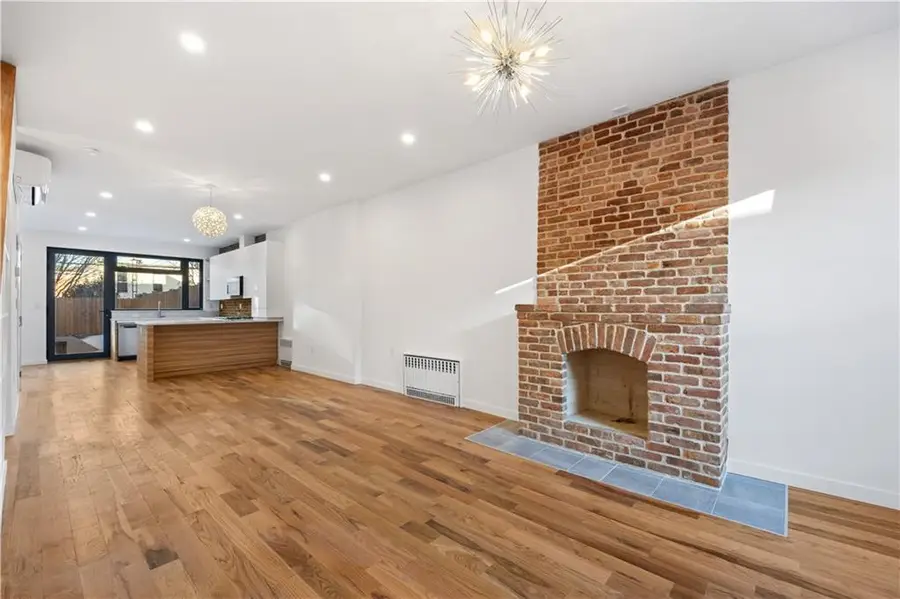 515A 17th Street, Brooklyn, NY 11215 - Image #3