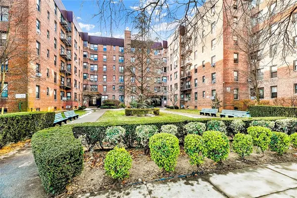 2260 Burnett Street #3E, Brooklyn, NY 11229