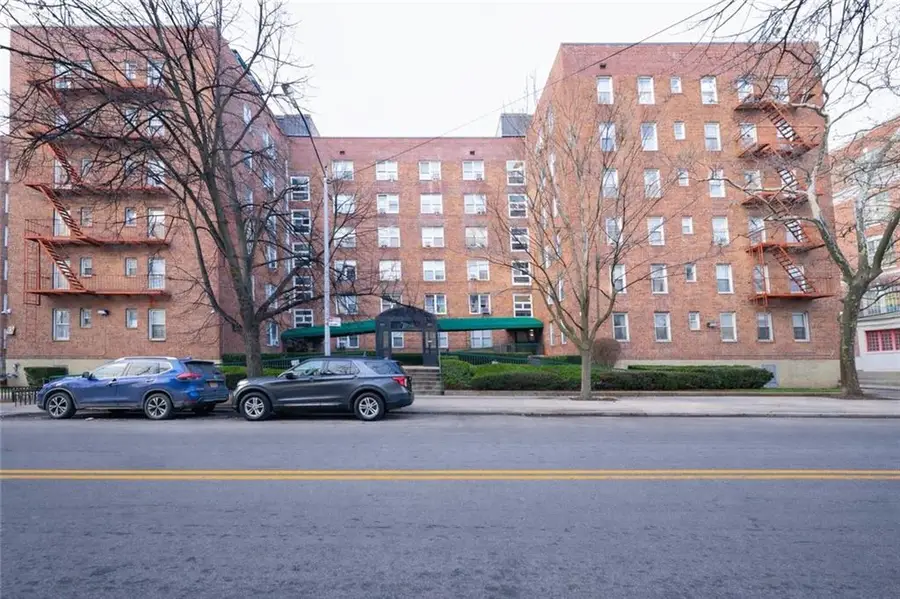 393 Avenue S #5H, Brooklyn, NY 11223 - Image #2