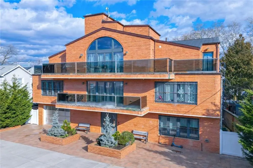 2711 East 26th Street, Brooklyn, NY 11235 - Image #1