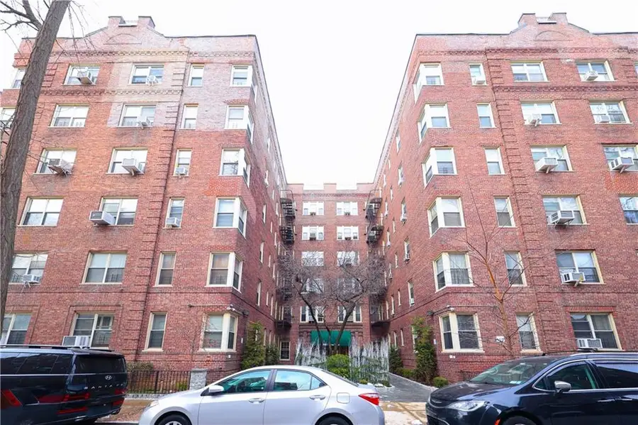 9281 Shore Road #220, Brooklyn, NY 11209 - Image #2