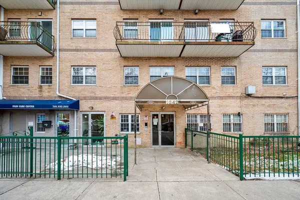 1642 West 9th Street #3B, Brooklyn, NY 11223