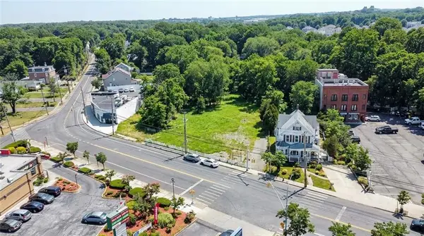 6401-6407 Amboy Road, Staten  Island, NY 10309