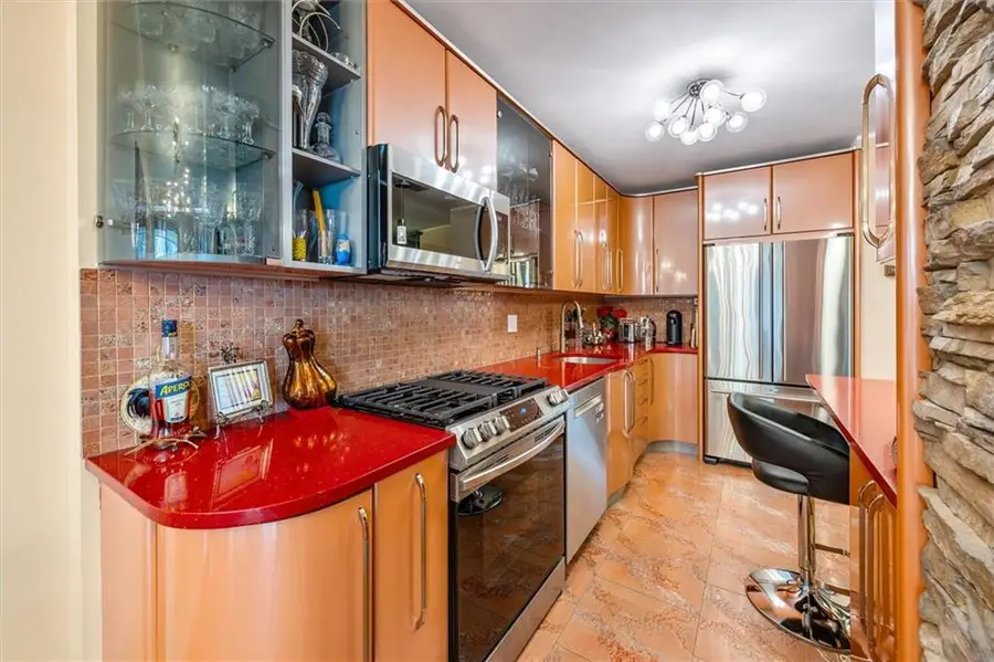 501 Surf Avenue #7L, Brooklyn, NY 11122 - Image #3