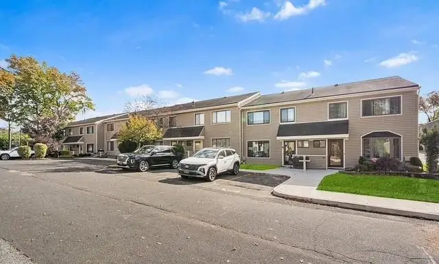 28 Berry Court, Staten Island, NY 10309 - Image #1