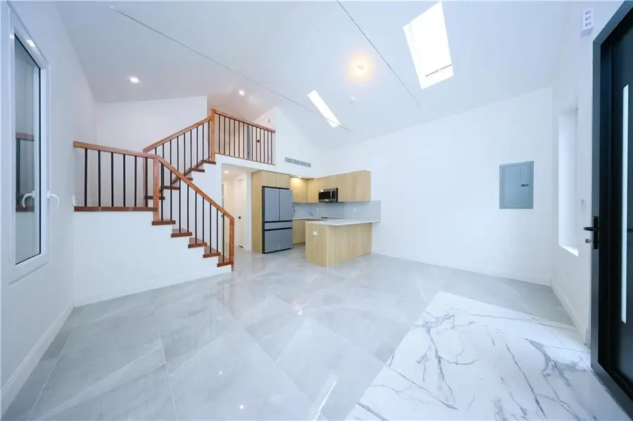 32 Lincoln Terrace, Brooklyn, NY 11235 - Image #3