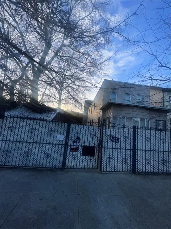 756 Linwood Street, Brooklyn, NY 11208 - Image #2