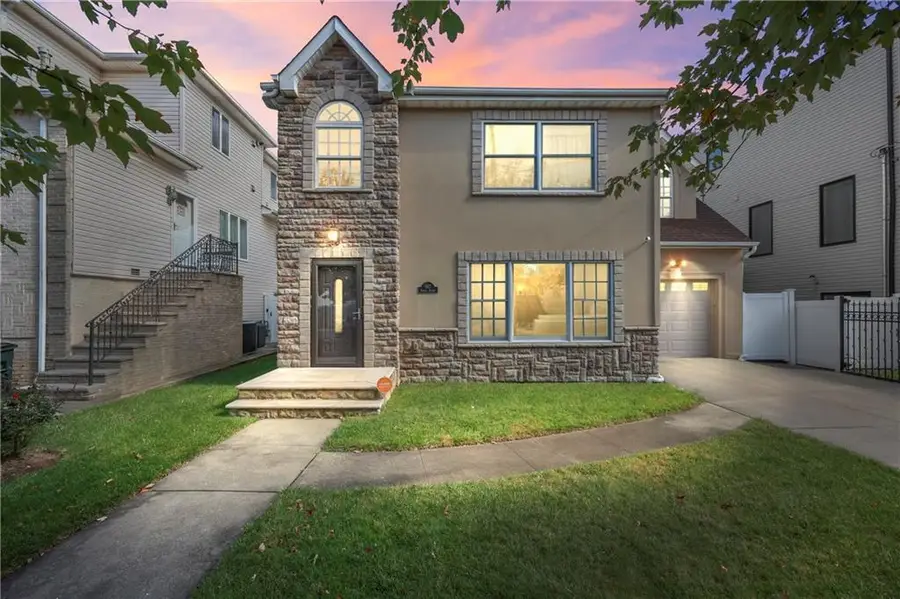 667 Yetman Avenue, Staten Island, NY 10307 - Image #2