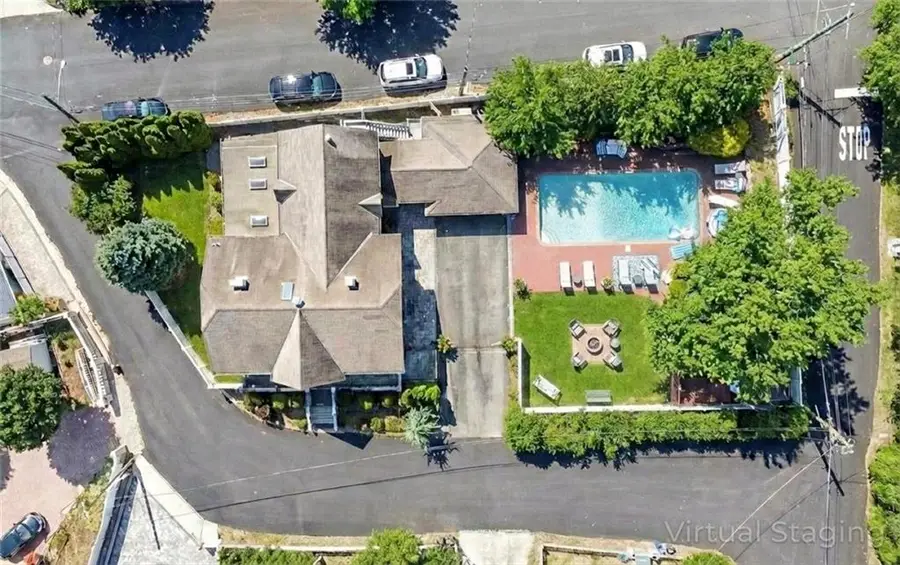 39 Hasbrouk Road, Staten Island, NY 10304 - Image #3