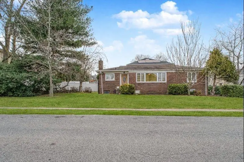 36 Albert Street, Staten Island, NY 10301 - Image #2