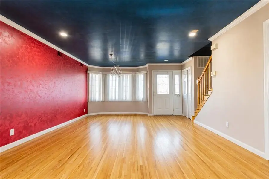 437 Laconia Avenue, Staten Island, NY 10305 - Image #3