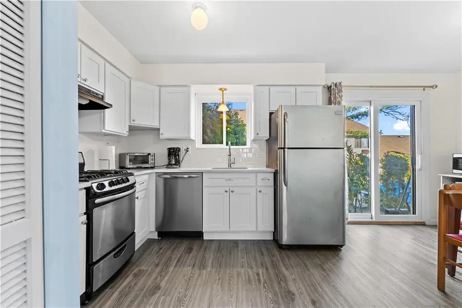 15 Hilridge Court #1206, Staten Island, NY 10305 - Image #3