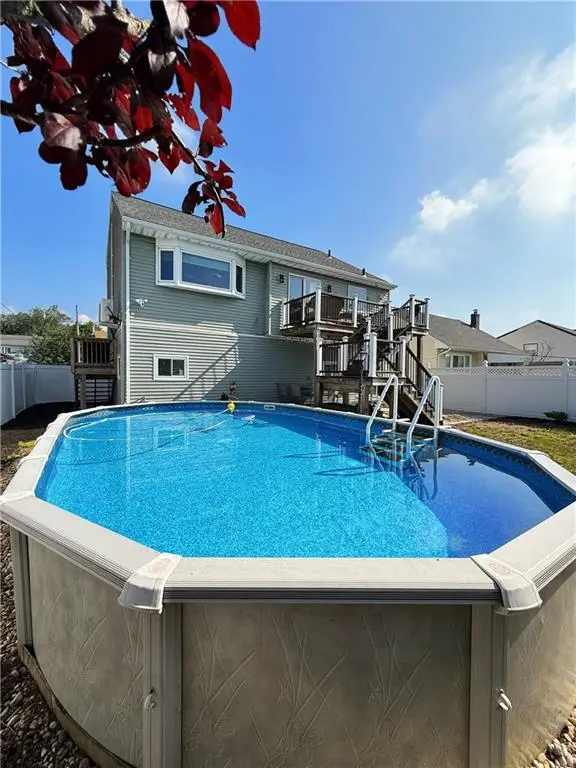 22 Wilshire Court, Freeport, NY 11520 - #3